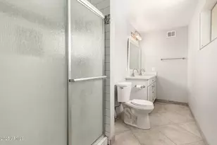 5209 N 61st Dr, Glendale, AZ 85301 - Photo 15