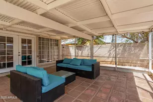 5209 N 61st Dr, Glendale, AZ 85301 - Photo 23