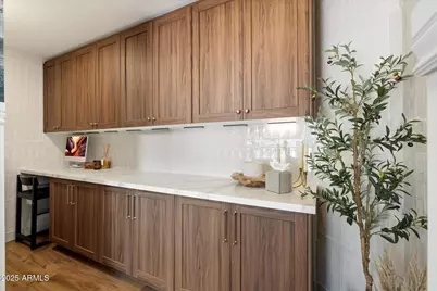 4502 E Exeter Boulevard, Phoenix, AZ 85018 - Photo 11