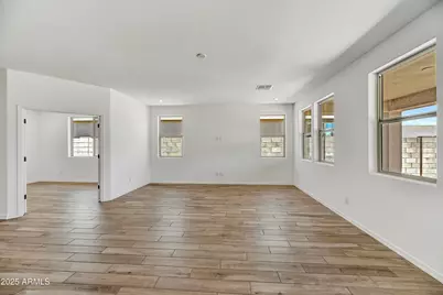 5863 N 193rd Drive, Litchfield Park, AZ 85340 - Photo 11