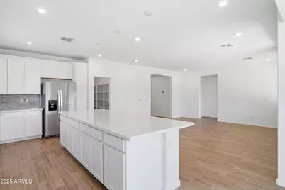 5914 N 194th Drive, Litchfield Park, AZ 85340 - Photo 5