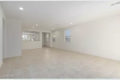 8818 W Luke Avenue, Glendale, AZ 85305 - Photo 5