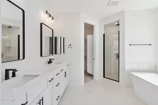 1686 E Creek Canyon Rd, Phoenix, AZ 85086 - Photo 17