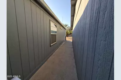 51033 N Mockingbird Road, Wickenburg, AZ 85390 - Photo 33