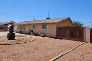 3020 N 40th Ave, Phoenix, AZ 85019 - Photo 1