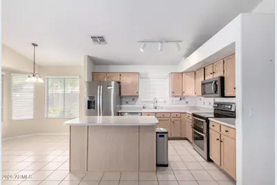 2615 N 123rd Drive, Avondale, AZ 85392 - Photo 7