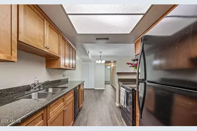 4608 W Maryland Avenue #208, Glendale, AZ 85301 - Photo 9