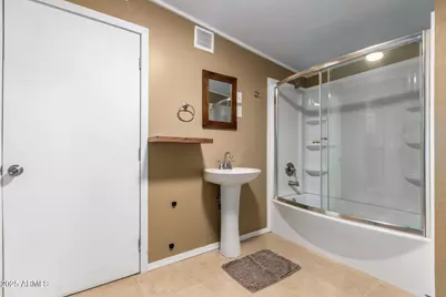 9672 N 72nd Avenue, Peoria, AZ 85345 - Photo 17