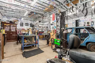 9672 N 72nd Ave, Peoria, AZ 85345 - Photo 27