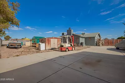 9672 N 72nd Avenue, Peoria, AZ 85345 - Photo 35