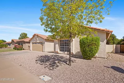 510 W Amoroso Drive, Gilbert, AZ 85233 - Photo 1