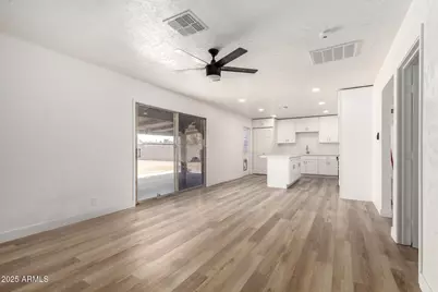 715 E 8th Avenue, Mesa, AZ 85204 - Photo 9