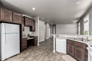 650 N Hawes Rd, Mesa, AZ 85207 - Photo 5