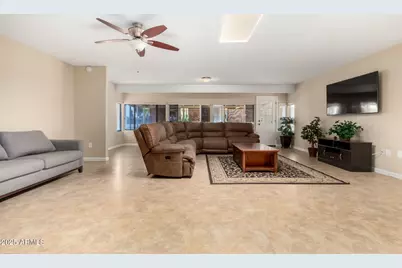 10202 N 105th Drive, Sun City, AZ 85351 - Photo 7