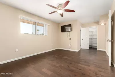 10202 N 105th Drive, Sun City, AZ 85351 - Photo 17