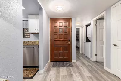 8302 N 21st Drive #L102, Phoenix, AZ 85021 - Photo 3