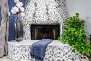 8302 N 21st Dr, Phoenix, AZ 85021 - Photo 11