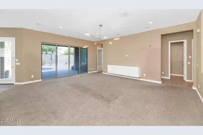 10718 E Lumiere Avenue, Mesa, AZ 85212 - Photo 7