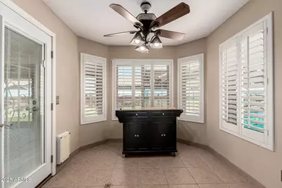 12759 N 86th Lane, Peoria, AZ 85381 - Photo 11