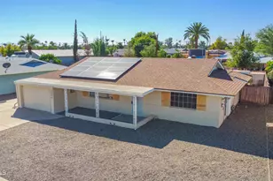 12244 N Saint Andrew Dr, Sun City, AZ 85351 - Photo 3