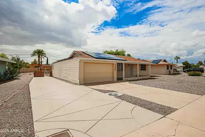 12244 N Saint Andrew Drive, Sun City, AZ 85351 - Photo 9