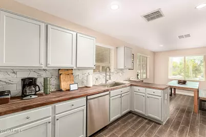 4582 E Jadeite Drive, San Tan Valley, AZ 85143 - Photo 11