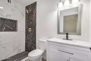 10076 W Peoria Ave, Sun City, AZ 85351 - Photo 19