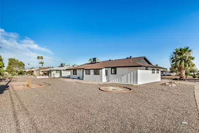 10076 W Peoria Avenue, Sun City, AZ 85351 - Photo 29