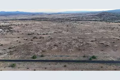 10111 W Old Highway 66 -- #7, Ash Fork, AZ 86320 - Photo 21