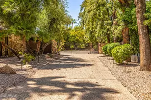 8424 N Golf Dr, Paradise Valley, AZ 85253 - Photo 9