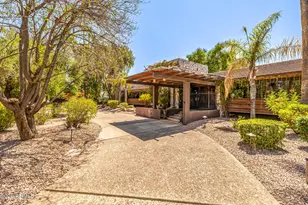 8424 N Golf Dr, Paradise Valley, AZ 85253 - Photo 11