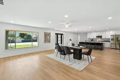 7637 N 7th Avenue, Phoenix, AZ 85021 - Photo 15