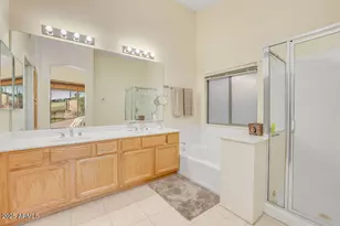 1038 S Palomino Creek Dr, Gilbert, AZ 85296 - Photo 21