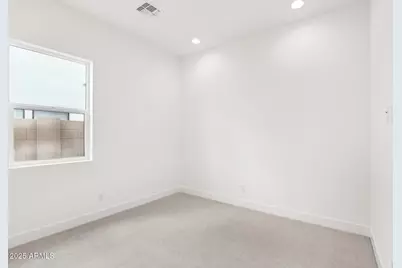 7392 W Gambit Trail, Peoria, AZ 85383 - Photo 21