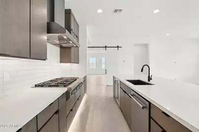 7392 W Gambit Trail, Peoria, AZ 85383 - Photo 11