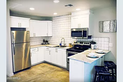 3011 N 38th Street #3, Phoenix, AZ 85018 - Photo 11