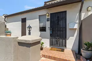 1142 E Kaler Dr, Phoenix, AZ 85020 - Photo 1