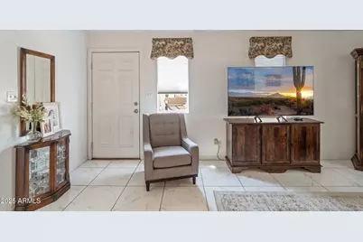 1142 E Kaler Drive, Phoenix, AZ 85020 - Photo 7