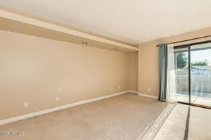 3434 W Danbury Dr, Phoenix, AZ 85053 - Photo 9