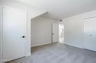 2223 E Catalina Dr, Phoenix, AZ 85016 - Photo 13