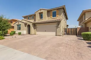 2738 E Cherry Hill Dr, Gilbert, AZ 85298 - Photo 3