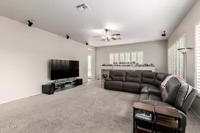 6581 S Salt Cedar Place, Chandler, AZ 85249 - Photo 11