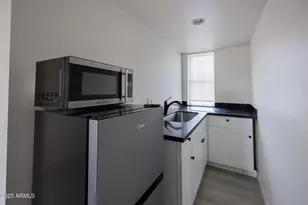 1915 N 26th Pl, Phoenix, AZ 85008 - Photo 7