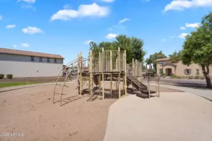 2366 N 73rd Ln, Phoenix, AZ 85035 - Photo 35