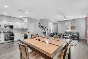 2366 N 73rd Ln, Phoenix, AZ 85035 - Photo 13