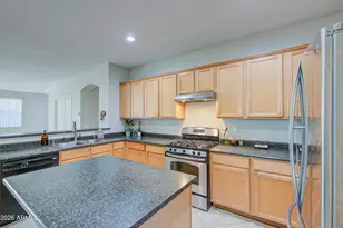 8557 W Malapai Dr, Peoria, AZ 85345 - Photo 17