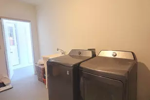 4028 E Edgemont Ave, Phoenix, AZ 85008 - Photo 25