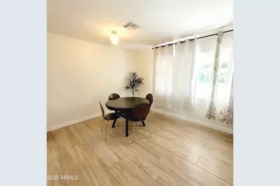 4028 E Edgemont Avenue, Phoenix, AZ 85008 - Photo 11