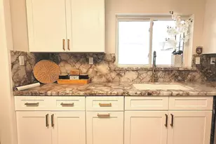 4028 E Edgemont Ave, Phoenix, AZ 85008 - Photo 7