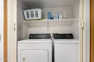 10410 N Cave Creek Rd, Phoenix, AZ 85020 - Photo 15